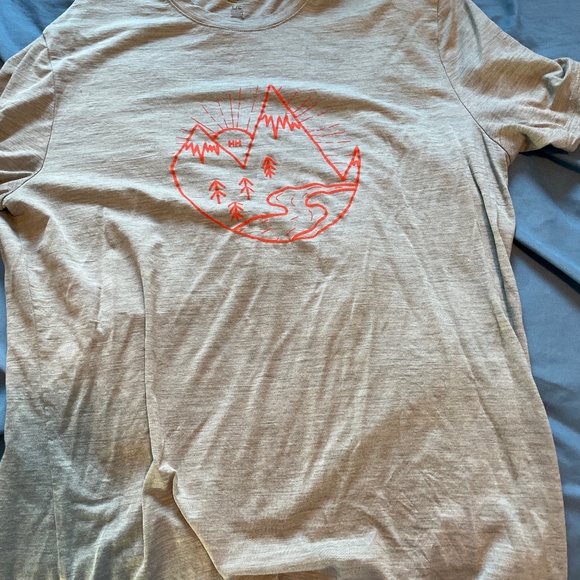 T shirt - Picture 1 of 3